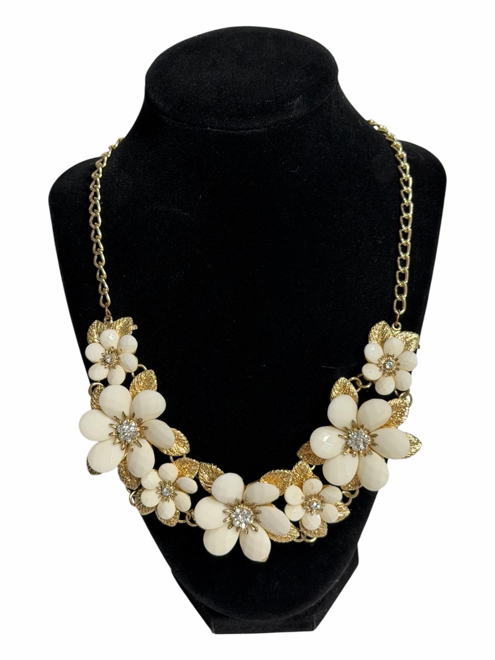 Flower Fantasy Bib Necklace Faceted Cream Petals Gold Tone Leaves Rhinestones